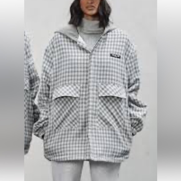 Sisters and Seekers Jackets & Blazers - Sisters And Seekers Quilted Plaid Oversized Hooded Jacket - Size XL - NWT